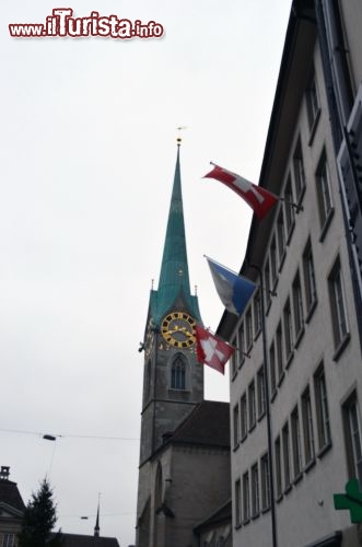 Immagine Il campanile della duecentesca cattedrale di Fraumunster in centro a Zurigo