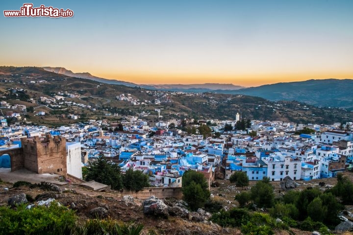 Immagine Alba a Chefchaouen in Marocco: spettacolari le case blu della sua medina - © Sabino Parente
/ Shutterstock.com