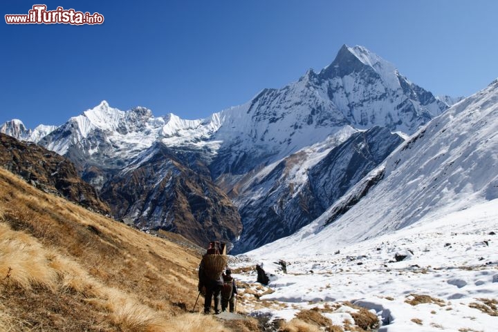 Immagine L'Annapurna, uno dei tanti 8.000 metri del Nepal è considerata come la montagna più pericolosa al mondo - © David Min / Shutterstock.com