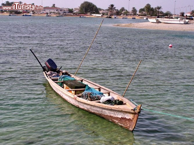 Immagine Barca da pesca Ajman Emirati Arabi Uniti - © Karen Kean / Shutterstock.com