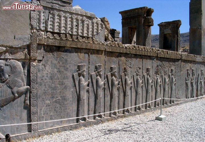 Immagine Bassorilievo a Persepoli in Iran - Foto di Giulio Badini