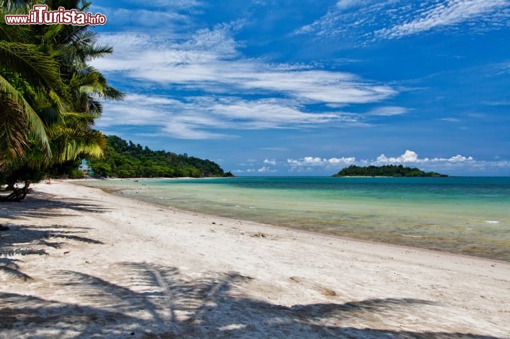 Immagine Beach on Kho Chang Island, una spiaggia nelle isole della Thailandia - © Muzhik / Shutterstock.com