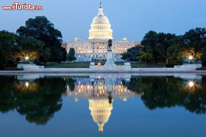 Immagine Capitol State Building, il monumentale Campidoglio americano a Washington DC, USA - © SFC / Shutterstock.com