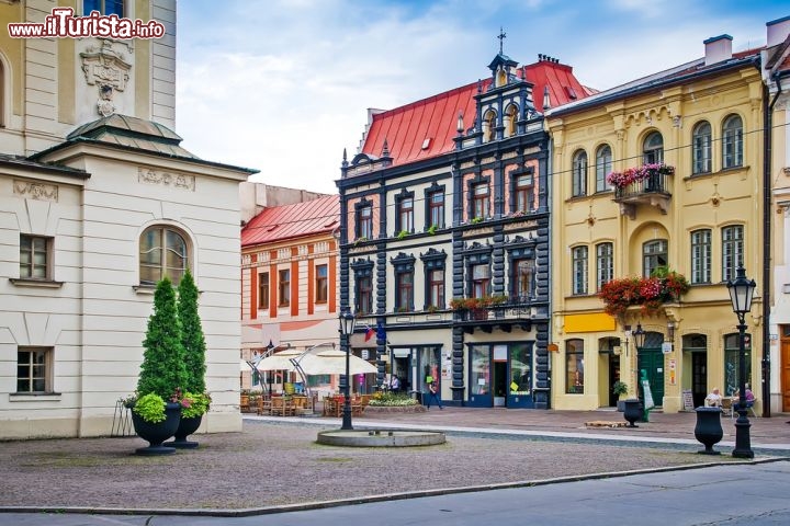 Immagine Case nel centro storico di Kosice in Slovacchia - © Mariia Golovianko / Shutterstock.com