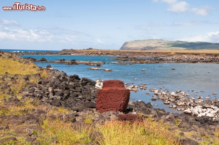 Immagine Il mare di Rapa Nui, l'siola di Pasqua sull'Oceano Pacifico sud-orientale, un territorio del Cile - © Alberto Loyo / Shutterstock.com