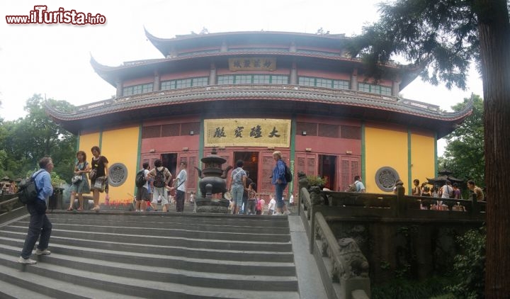Immagine Lingyinsi il Tempio del Ritiro Spirituale si trova ad Hangzhou la storica città della Cina