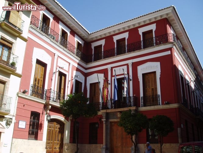 Immagine Palacio de Narvez: è un palazzo nobiliare nel centro storico di Loja in Andalusia - © «Lojaplacio» per Menesteo - Lavoro proprio. Disponible con licenza CC BY-SA 3.0 vía Wikimedia Commons.