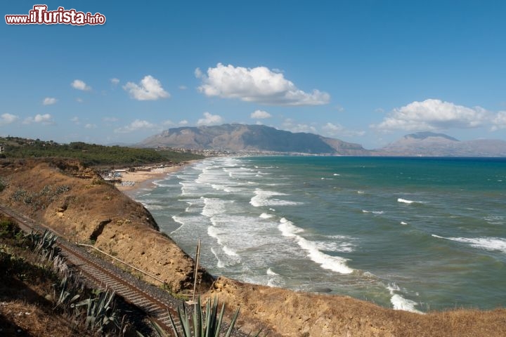 Immagine Panorama della costa nei pressi di San Vito lo Capo in Sicilia - © sergioboccardo / Shutterstock.com