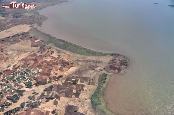 Immagine Riva orientale del lago Tana vista dall'aereo