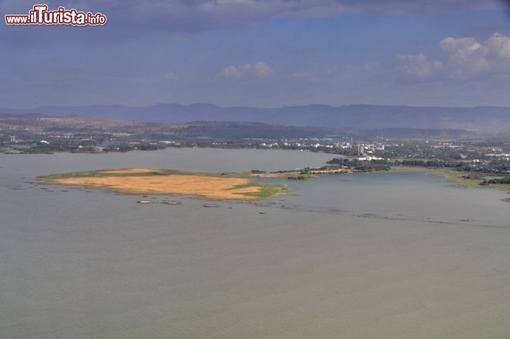 Immagine Sponda sud del  lago Tana, sullo sfondo Bahir Dar