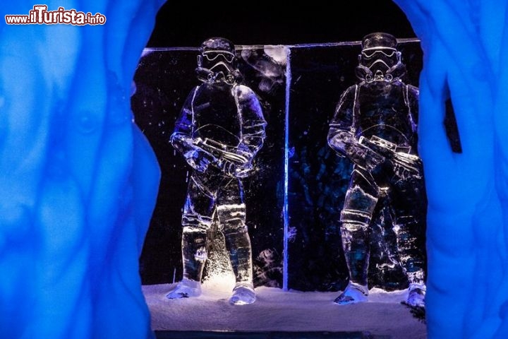 Immagine Star Wars a Zwolle? No si tratta del famoso festival delle sculture di ghiaccio e neve dell'Olanda - © www.ijsbeelden.nl