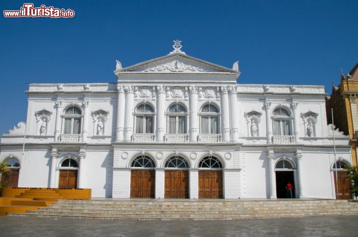 Immagine Teatro dell'Opera di Iquique in Cile - © jorisvo / Shutterstock.com