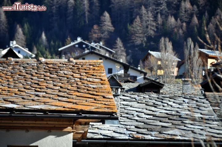 Immagine I tetti in sasso tipici de La Thuile in Valle d'Aosta