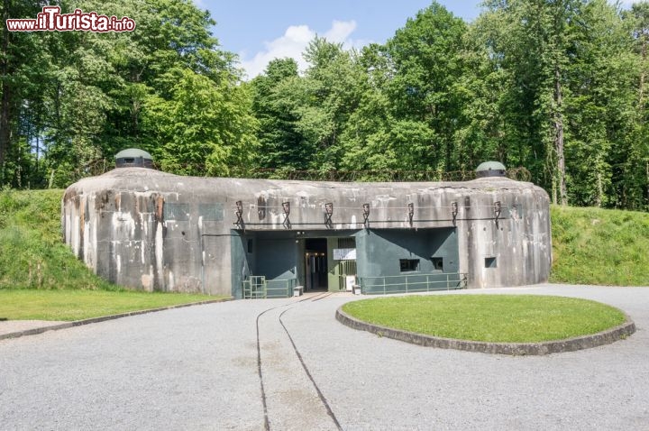 Immagine Un tratto bene conservato della Linea Maginot a Schoenenbourg in Alsazia (Francia) - © HUANG Zheng / Shutterstock.com