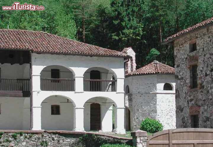 Immagine Antico ospizio di Candaten a Sedico (Belluno)  - © R. Michelotti - Provincia Belluno