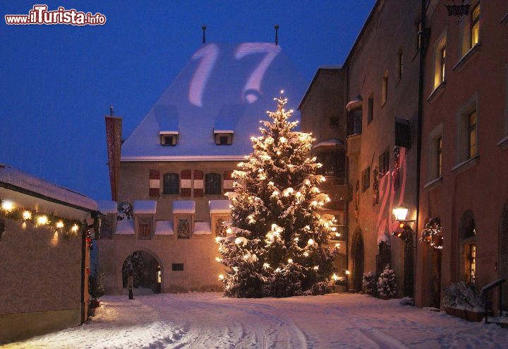 Immagine Avvento a Hall in Tirol in Austria, famosa per i suoi mercatini di Natale