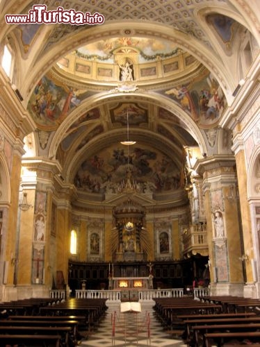 Immagine La Cattedrale di Amelia. Questa chiesa che si trova nella storica cittadina in provincia di Terni (Umbria) è dedicata a Santa Firmina.