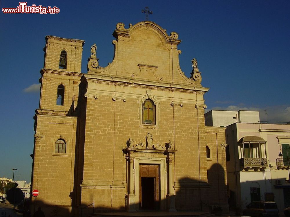 Immagine La Chiesa di Sant'Andrea Apostolo in centro a Novoli - ©  Lupiae - CC BY-SA 3.0, Wikipedia