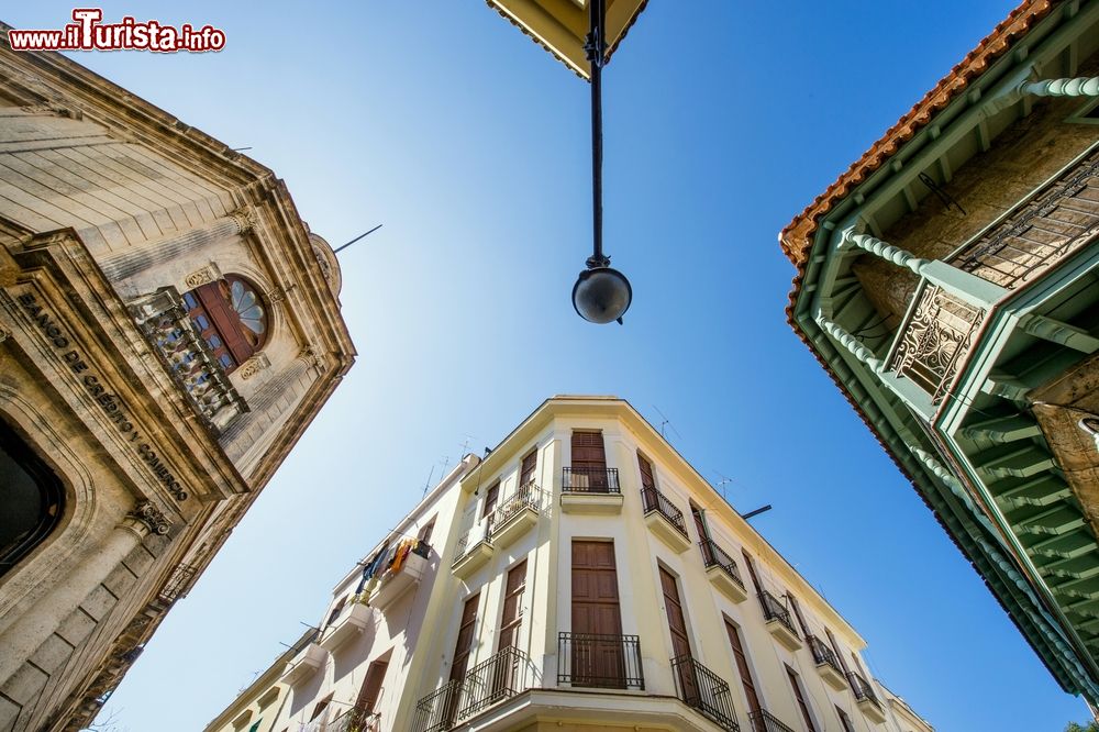 Immagine Edifici nel centro storico dell'Avana, la capitale di Cuba.