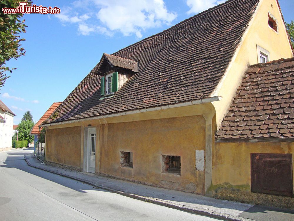 Immagine edificio antico del centro storico di Koflach in Austria