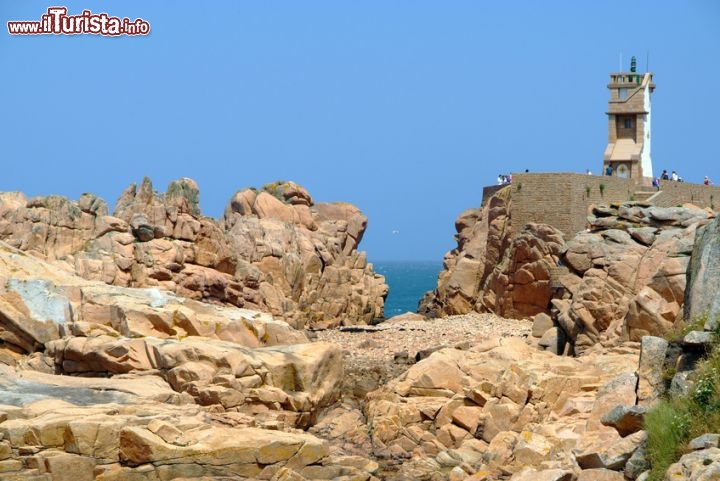 Immagine Faro isola di Brehat , il piccolo arcipelago della Bretagna in Francia