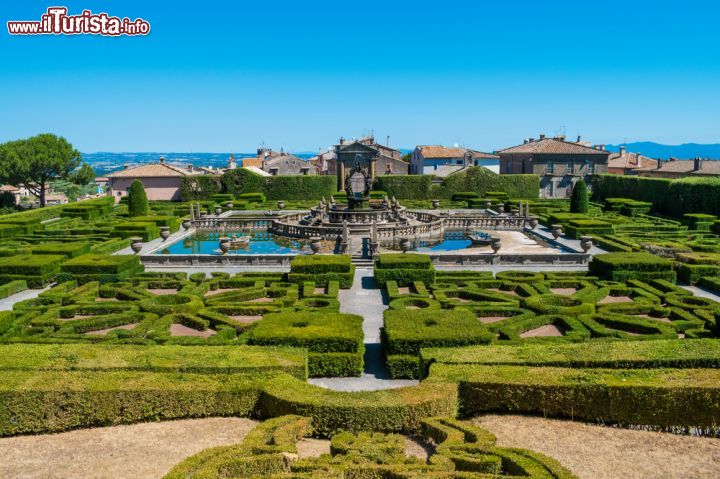Immagine Il giardino manieristico di Villa Lante (Bagnaia, Viterbo) fu ideato nel XVI secolo. Oggi è proprietà dello Stato italiano.