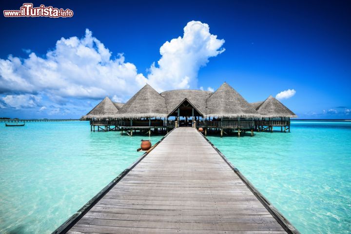 Immagine Le capanne del resort Gili Lankafushi, sull'isola di Lankanfushi, nell'atollo di Malè Nord (North Male), Maldive - foto © smileimage9 / Shutterstock.com