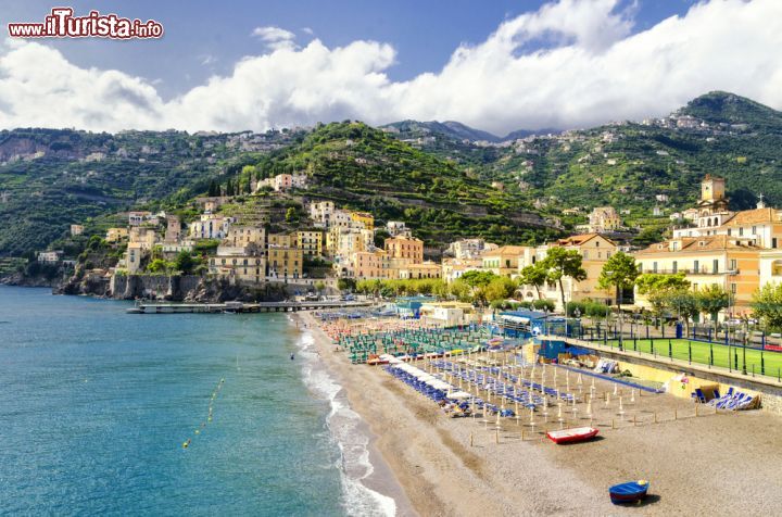 Immagine La spiaggia di Minori sulla Costiera Amalfitana - © lukaszimilena / Shutterstock.com