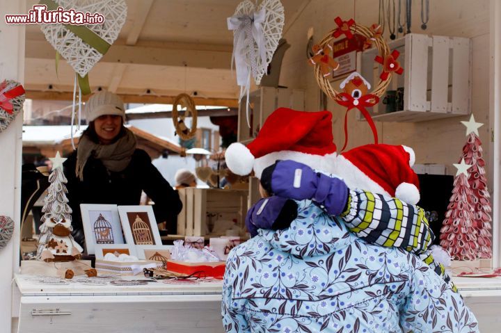 Immagine Bancarelle natalizie a Borgo Valsugana durante l'Avvento