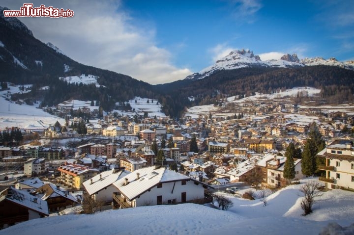 Immagine Moena innevata, Val di Fassa (Trentino Alto Adige) © Card76