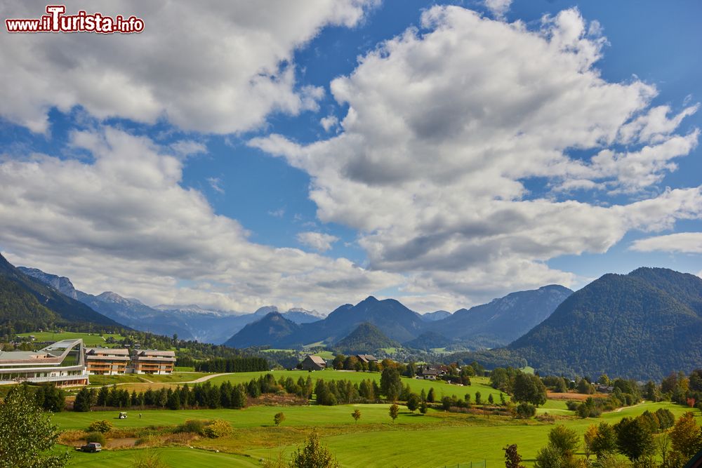 Immagine Panoramica delle Alpi austriache da Bad Aussee in Stiria