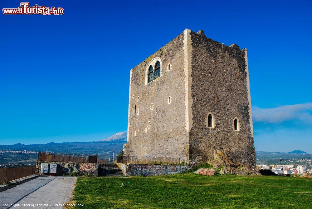 Immagine Paternò Sicilia: il caratteristico Castello Normanno - © NinoFogliani58 / Shutterstock.com