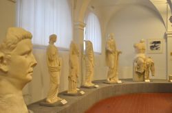 Alcune statue nel Museo Archeologico di Grosseto