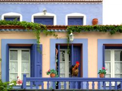 Casa tradizionale tipica di Alonissos. Siamo nelle isole Sporadi settentrionali in Grecia - © 02lab / Shutterstock.com
