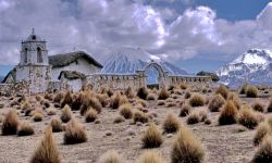 Chiesa in deserto Bolivia -  Foto di Giulio Badini i Viaggi di Maurizio Levi 