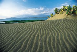 Dunas de Bani a Barahona: una specie di deserto costiero nel sud-ovest della Repubblica Dominicana - © Dominican Repubblic Ministry of Tourism