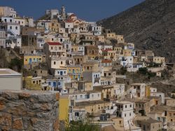 Le case della Chora di Karpathos, nel Dodecaneso in Grecia - © Martin Danek / Shutterstock.com