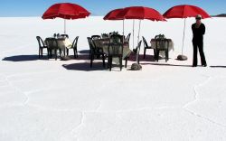 Picnic nel Salar di Uyuni - Foto di Giulio Badini i Viaggi di Maurizio Levi 