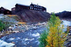 Roros è una città famosa per le sue miniere di rame e le sue storiche case di legno, tra le più famose della Norvegia - © TTphoto / Shutterstock.com