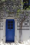 Una tipica casa sull'isola di Chio, in Grecia, nel Mar Egeo orientale. Passeggiando tra il frinire di cicale e il profumo di macchia mediterranea noterete tante casette bianche: baciate ...