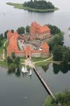 Vista aerea del Castello di Trakai - © Ente del Turismo della Lituania