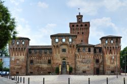 Il Castello estense a Cento di Ferrara - © Mi.Ti. / Shutterstock.com