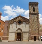 La Cattedrale di Santa Chiara a  Iglesias in Sardegna - © Kartouchken / Shutterstock.com