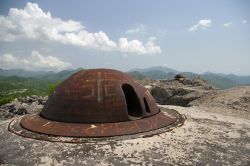 Fort Strac a Trebinje, Bosnia Erzegovina - A sud est della città bosniaca sorge l'ex fortezza militare austriaca di cui oggi rimangono ancora importanti testimonianze e resti di vecchie ...