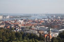 Un'immagine panoramica della città di Aalborg, nel nord della Danimarca. Con i suoi oltre 100.000 abitanti, è una delle città più popolose del paese - foto © ...