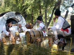 Il giorno della celebrazione del vino a Chisinau, Moldavia. Il paese, e in particolare la capitale Chisinau, vanta un'importante tradizione vitivinicola tanto che ogni anno viene celebrata ...