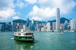 L'Hong Kong International Finance Centre 2 misura 415 metri ed è stato costruito nel 2003. Oggi è uno dei simboli della città asiatica - © Daniel Fung / Shutterstock.com ...