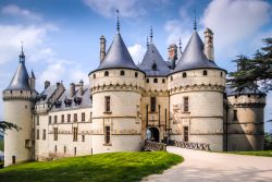 I torrioni del maniero di Chaumont, uno dei Castelli della Loira in Francia