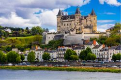 Il Castello di Saumur, uno dei famosi manieri nella Valle della Loira in Francia