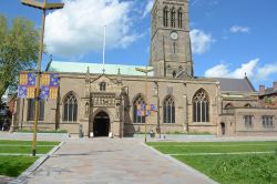 La Cattedrale di San Martino a Leicester: qui riposa King Richard III, l'ultimo regnante della casa di York, l'ultimo tra l'altro a morire in battaglia.  - © tornadoflight ...